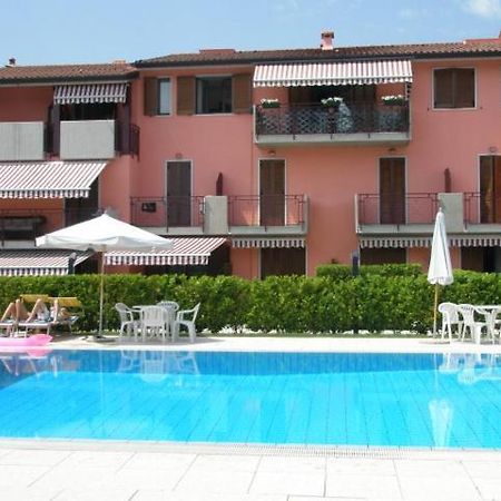 Apartment Mavi Bardolino Bagian luar foto