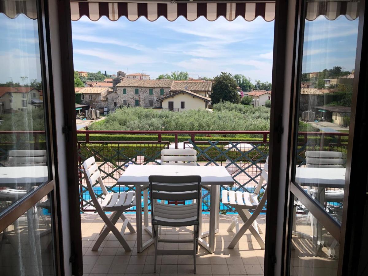 Apartment Mavi Bardolino Bagian luar foto