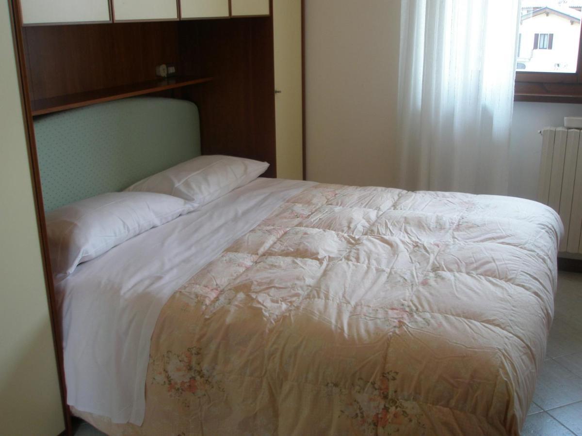 Apartment Mavi Bardolino Bagian luar foto