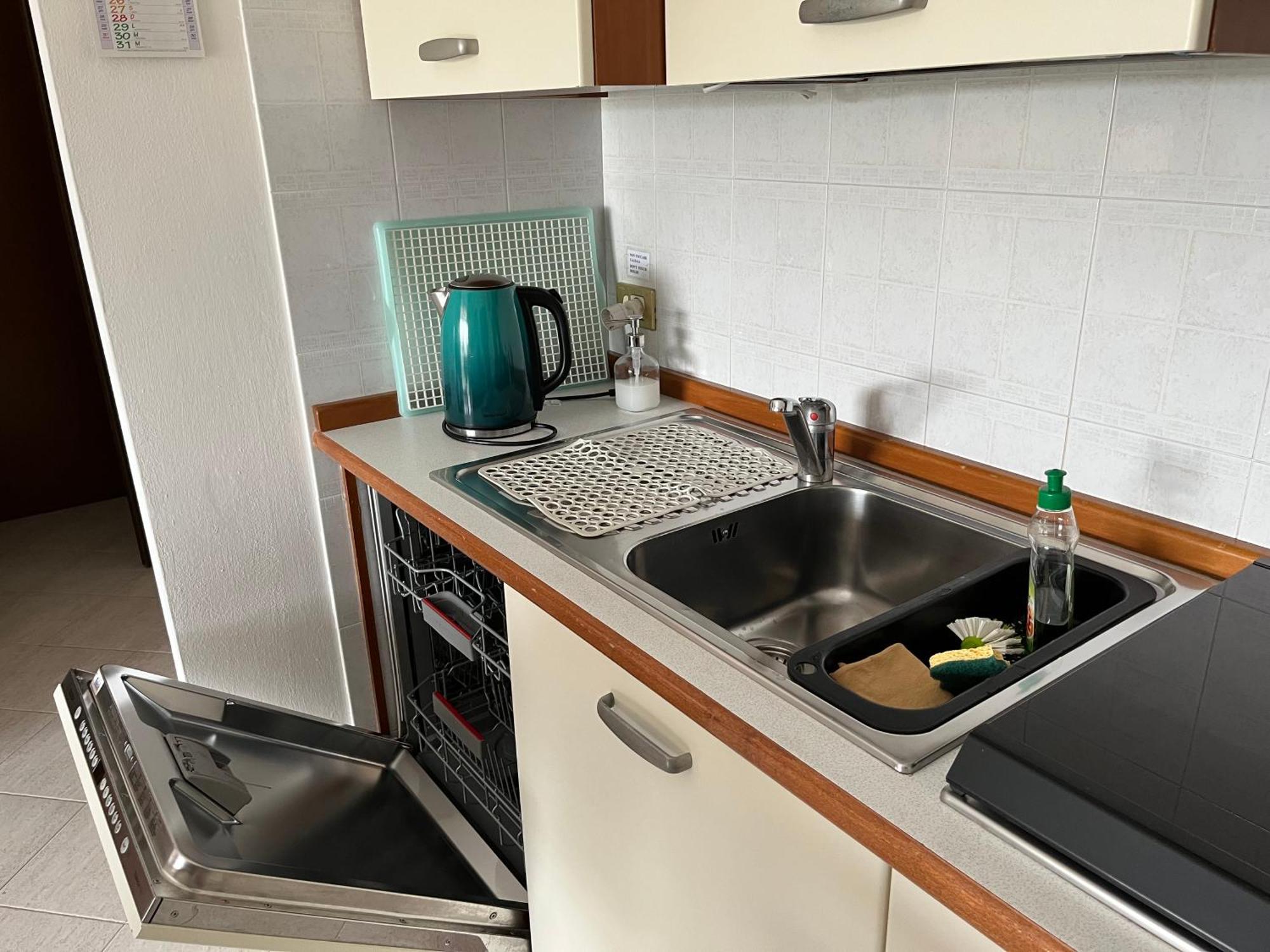 Apartment Mavi Bardolino Bagian luar foto